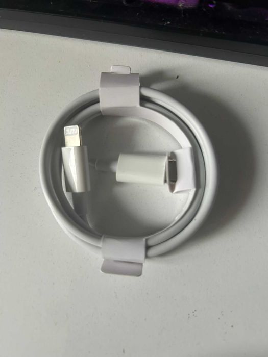 Vând cabluri originale iphone