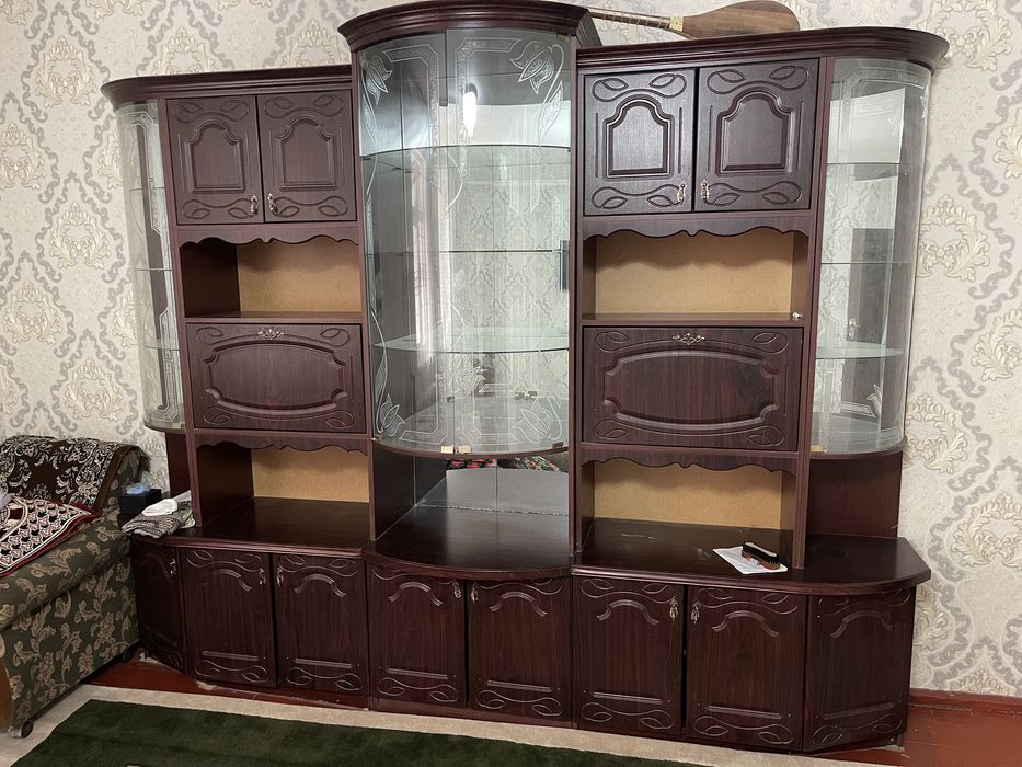 Шкаф стенка сатылады