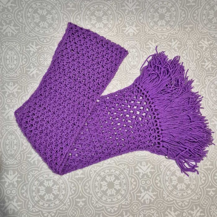 Шалове и пухена шапка