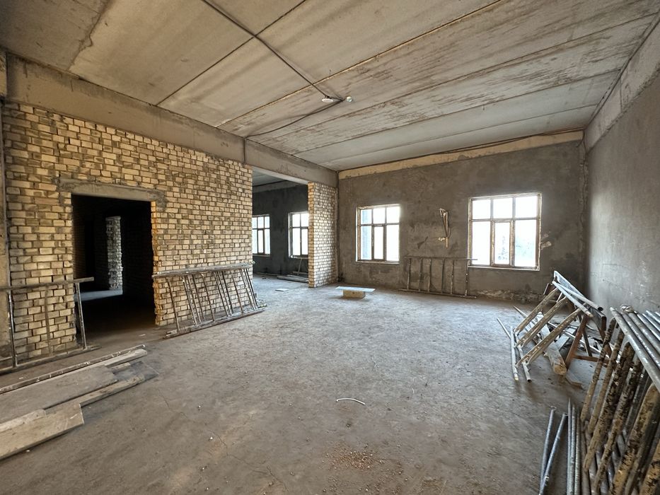 580м² Мирабад — 2 линия, Вход со двора, парковка 10 авто своя Терраса