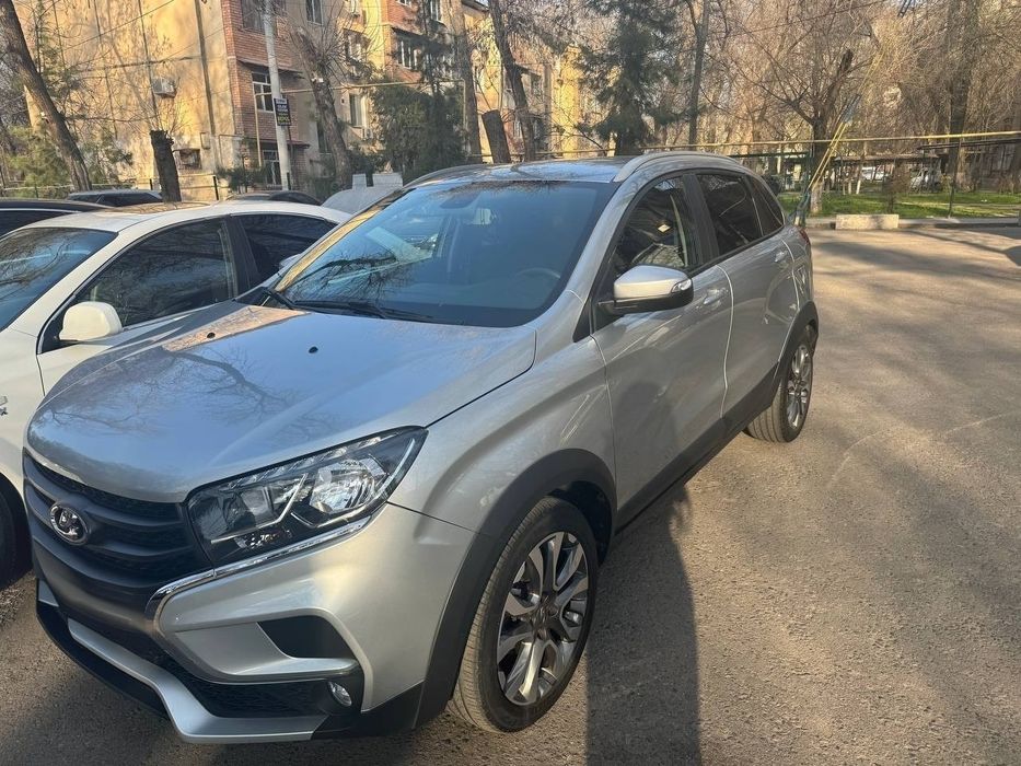 Zur xolatda yangiday qarab minilgan radnoy kiraska