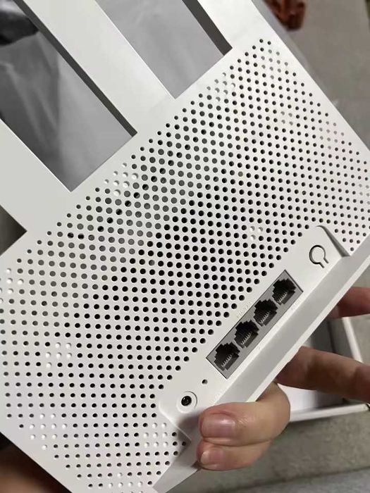 Routere Wi-Fi 7 Xiaomi BE5000 & BE3600 | Versiunea China (Semnal Ultra-Puternic)