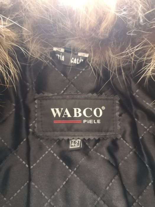 Geacă de piele neagra