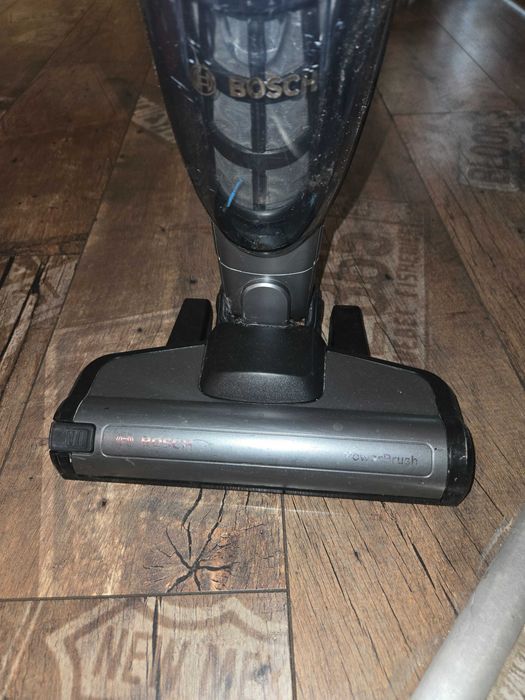 Прахосмукачка Bosch безкабелна 18w