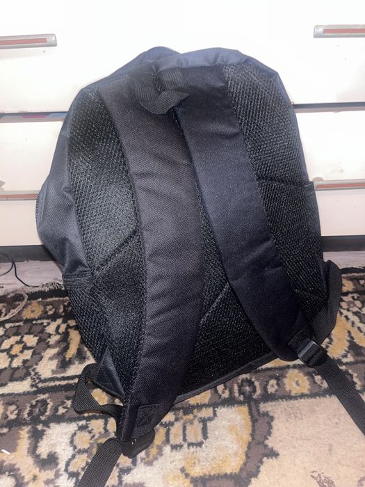 Рюкзак Новый, с барсеткой и пеналом.