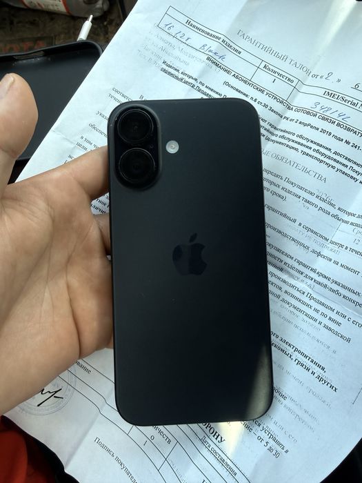 Iphone 16 , продам срочно