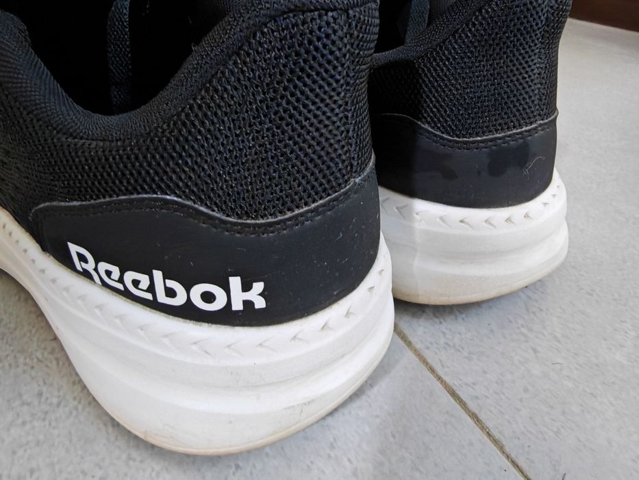 Кроссовки Reebok БУ