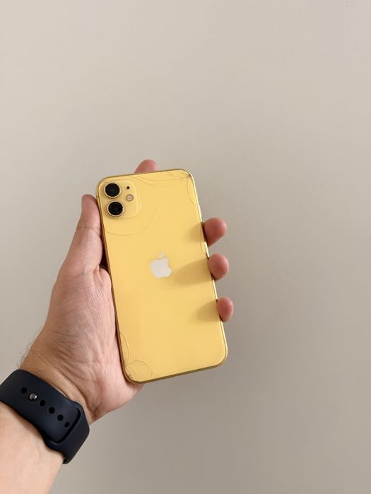 iPhone 11/64Gb - В хорошем состоянии