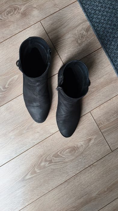 Пролетно-есенни боти 39