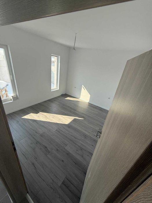 Case noi LA CHEIE ,Varteju,COMISION 0%,finalizate