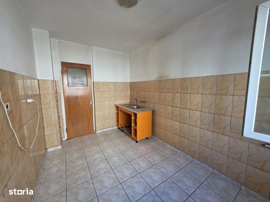 3 camere Bvd Chisinau | Bloc 1986  | anvelopat