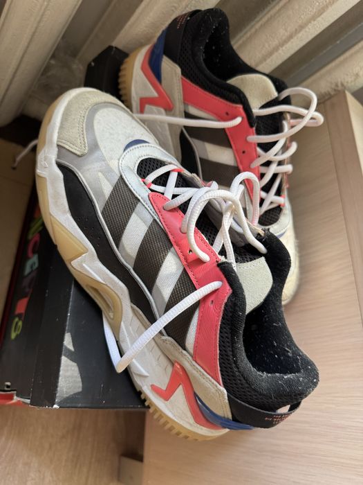 Adidas спортни обувки
