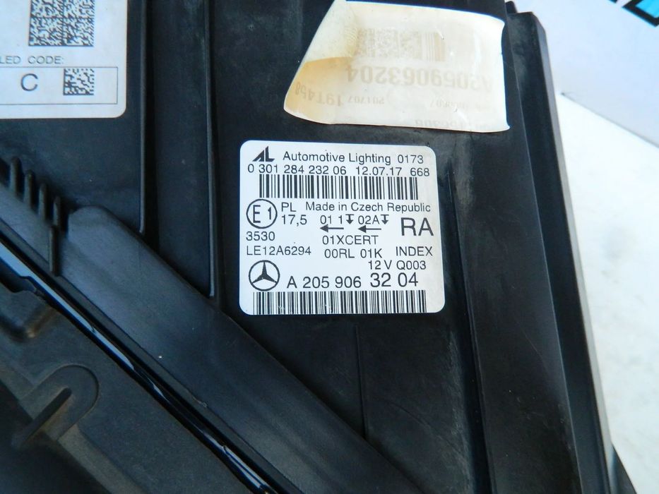 Far dreapta Mercedes C-class W205 ILS model 2014-2018 cod A2059063204