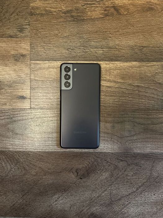 Продаются срочно Samsung s21 fe 5g