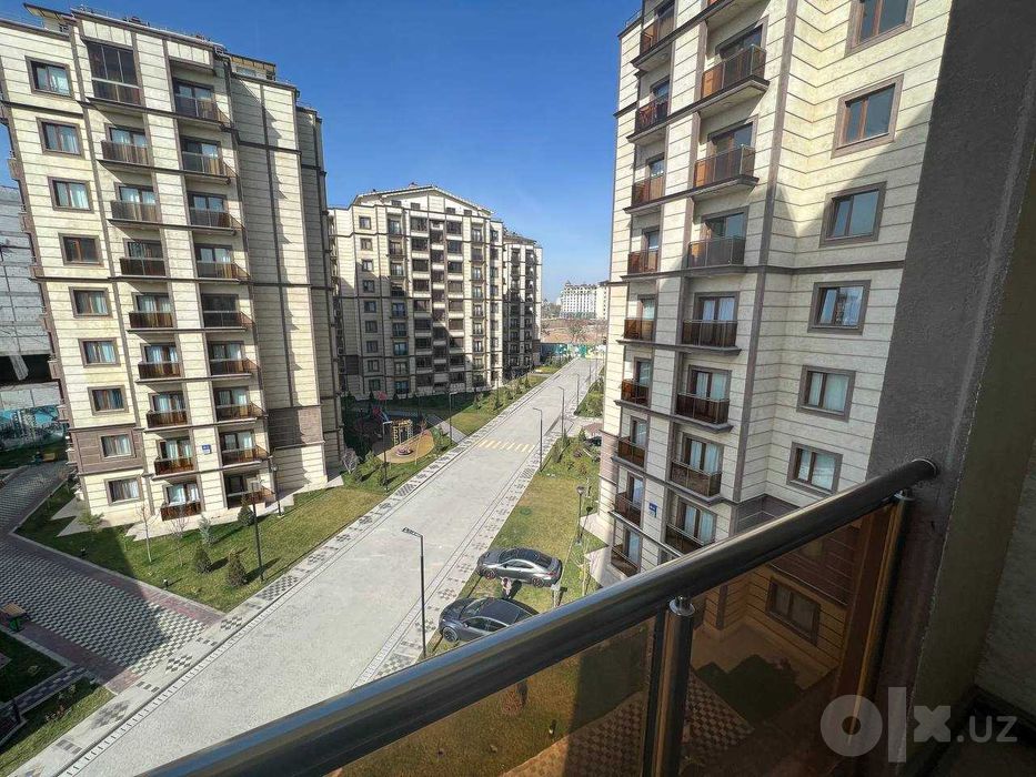 ЖК Istanbul City! Сдаётся новая 3х ком квартира с хорошим ремонтом!