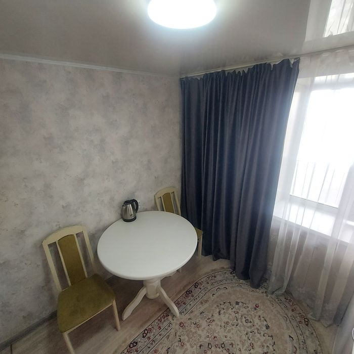 Сдам 1.5 посуточно.Дворец спорта