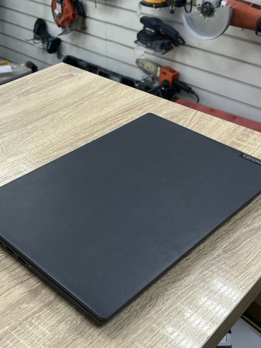 Ноутбук Lenovo 82C6