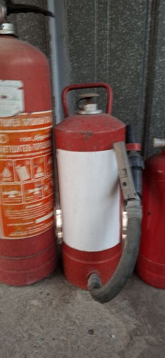Огнетушитель разные