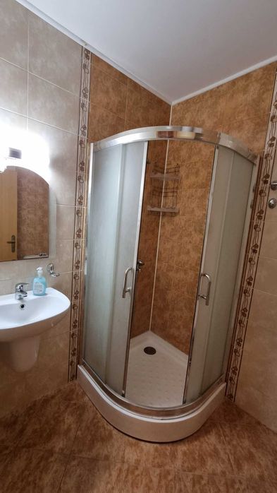 Дава се под наем Двустаен апартамент в Поморие - 60 кв.м за 153 € - Снимка #2