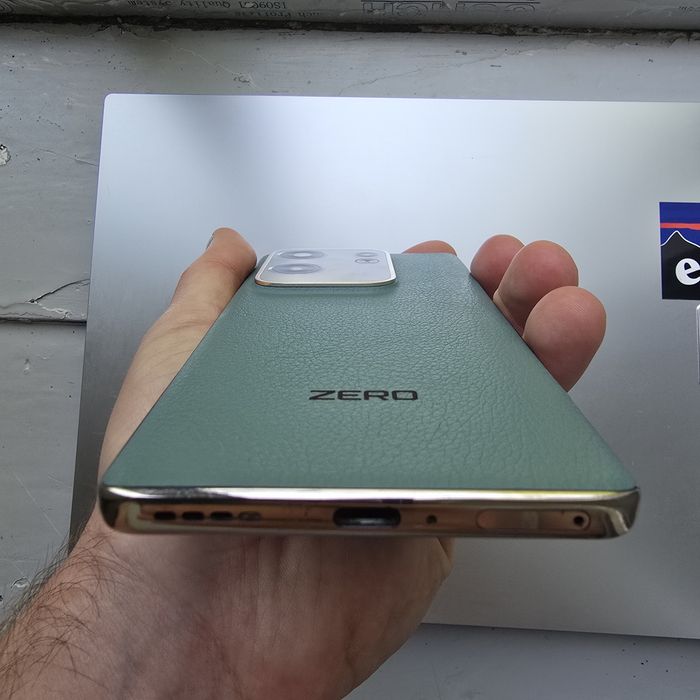 Infinix zero 30 16/256gb