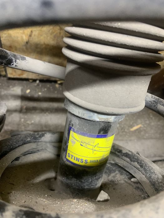 Стойки на тайота 30 ка