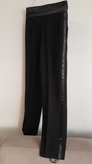 Панталон за спотрни танци