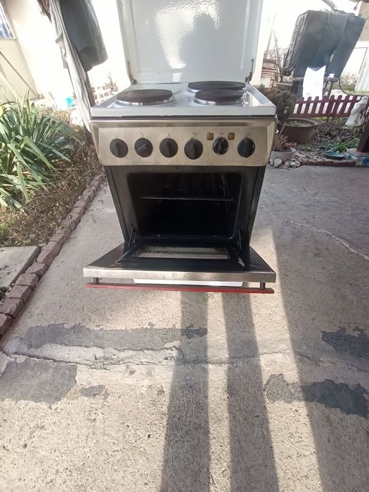 Електрическа печка МЕЧТА 2 с 3 котлона и 2 фурни