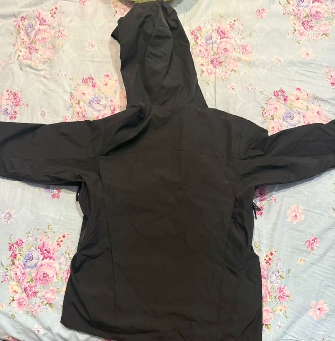 Продам куртку,новая