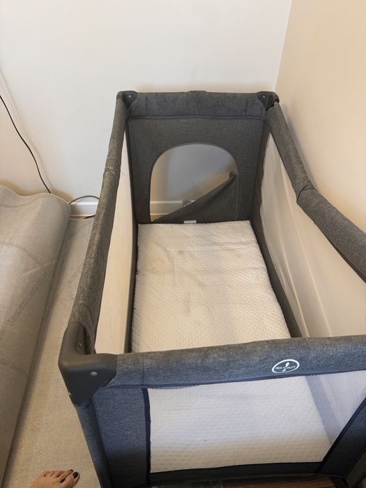 Продам кровать детскую (манеж)