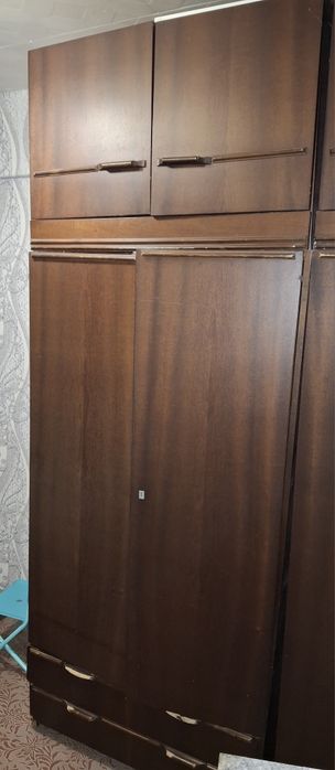 Шкаф, кухонная тумба, срочно.