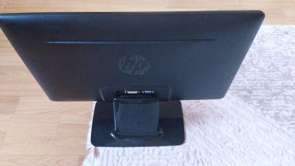 Монитор HP 2011x