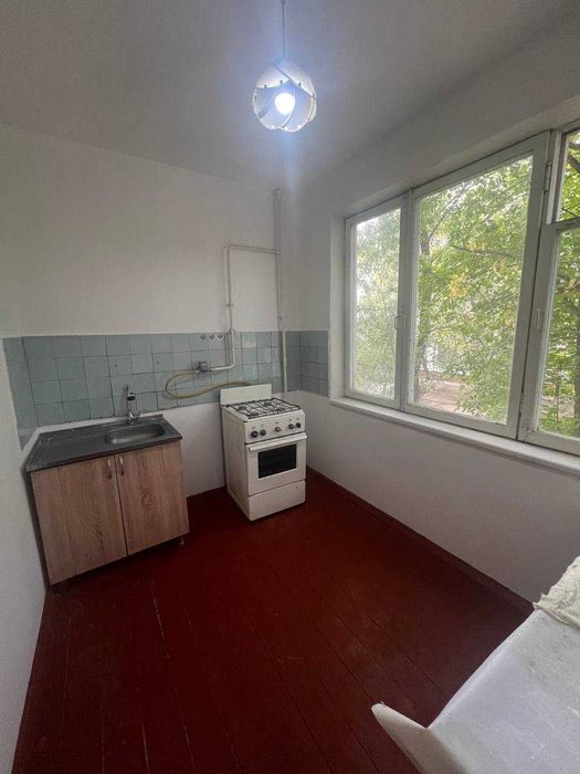 Срочно! Продам 2-х комн. квартиру