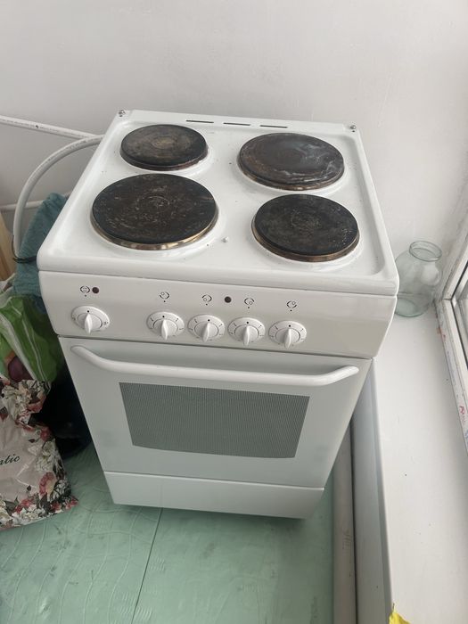 Плита и духовка.