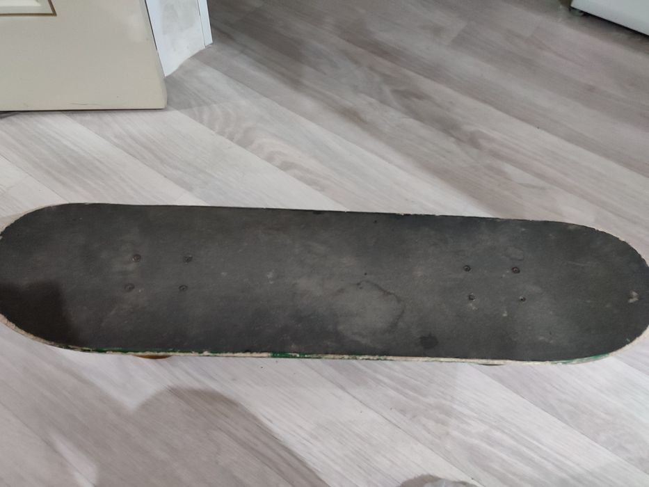 Продаю скейтбор БЕЗ ТОРГА