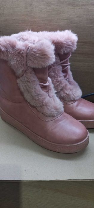 Елегантни дамски обувки стилето, естествена кожа