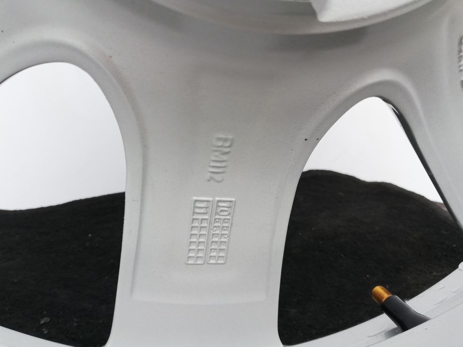 BMW 17 цола, БМВ