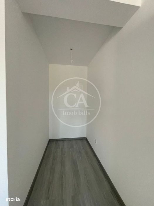 Casă de vânzare tip duplex cu 4 camere în Nojorid, Oradea.