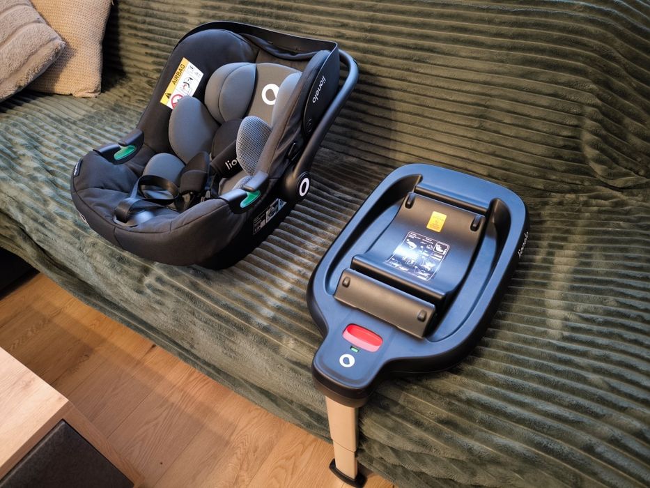 Scoica auto Lionelo, i-Size Astrid,baza Isofix și adaptor pentru carut