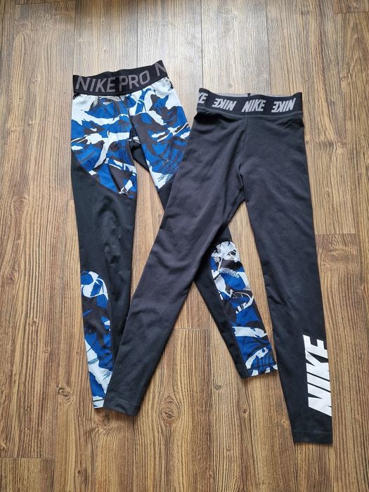 Сет страхотни дамски спортни клинове NIKE размер  XS / S