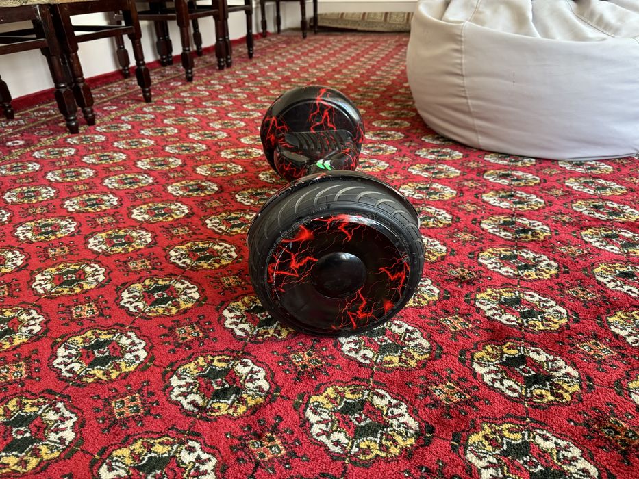 Продается детская электромобиль и Гираскутер граборд сигвей