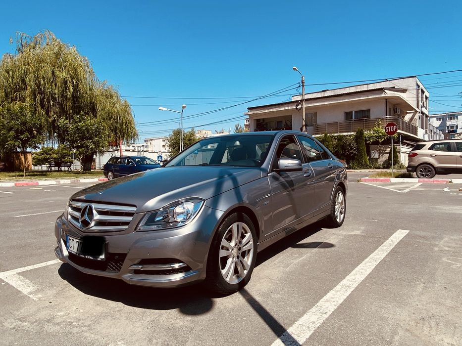 MERCEDES-BENZ C-Class 2012