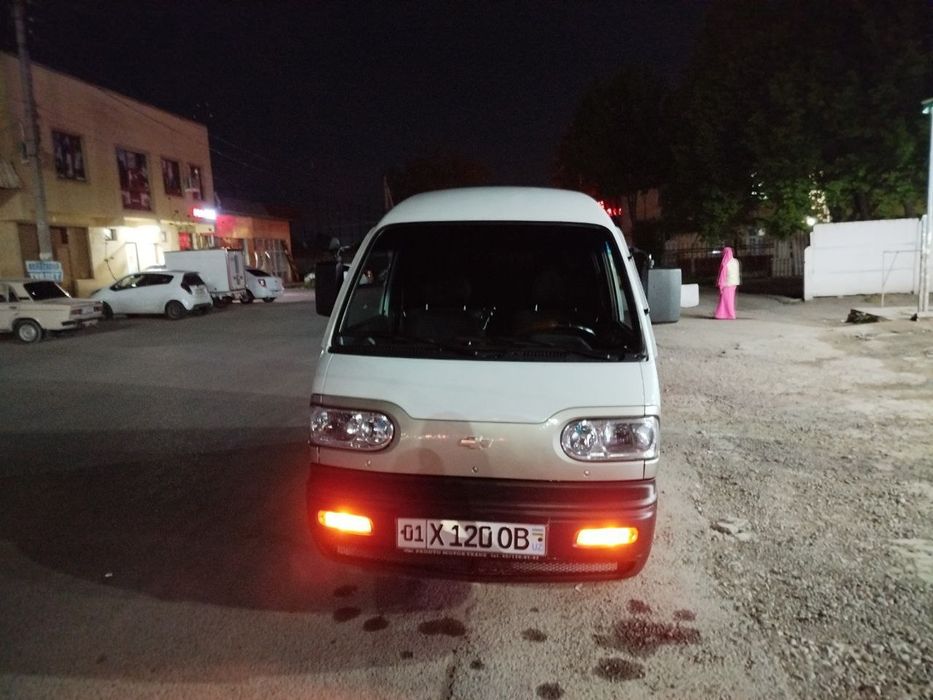 Damas moshinasi sotiladi