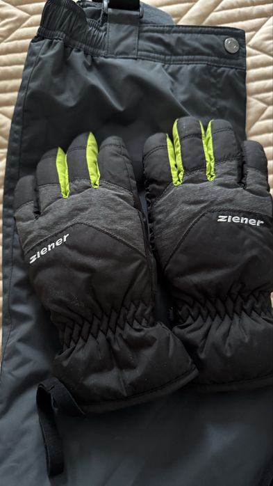 Комбинезон горнолыжный