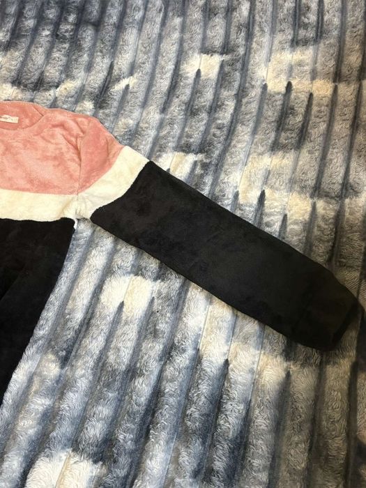 Дамска Пижама Номер L,но отговаря за номер М