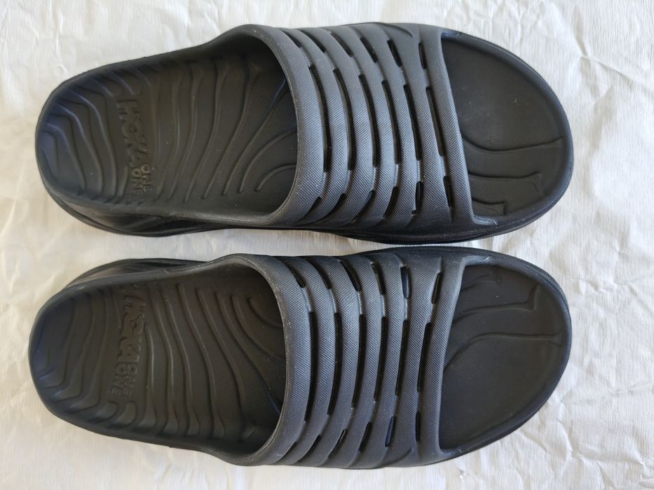 Papuci hoka one one