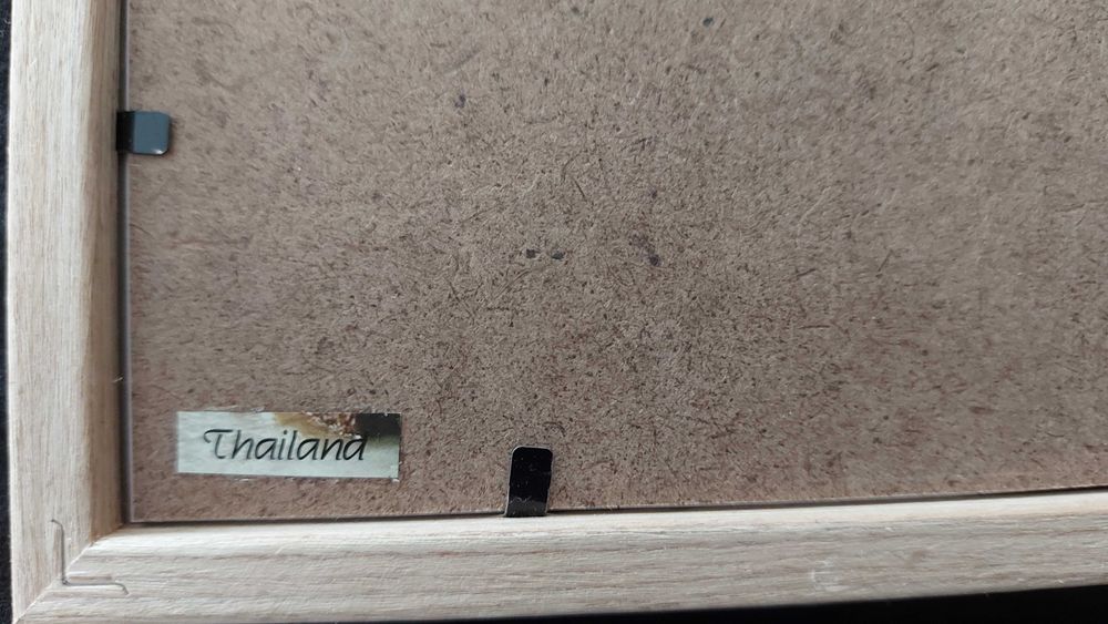 Картини с дървени рамки и стъкло- 3 броя