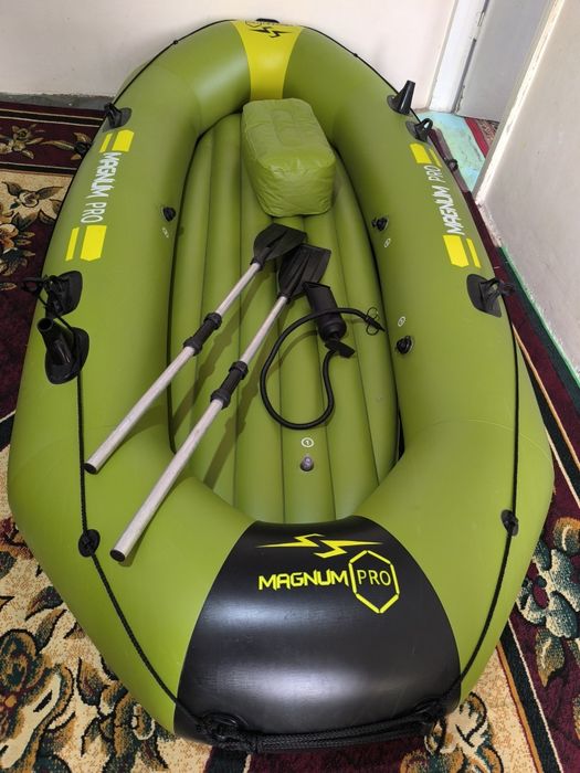 Лодка надувная magnum pro