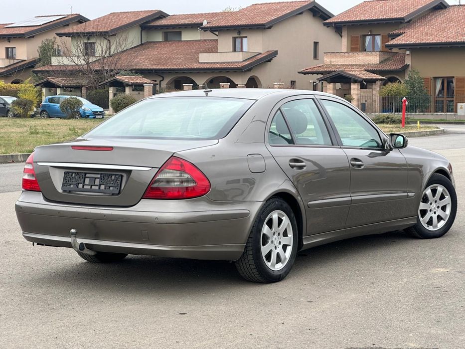 Mercedes E Class E220d Facelift an 2007* 2.2 CDi 170 CP Piele Berlina