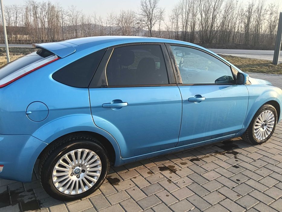 Vând Ford Focus Titanium