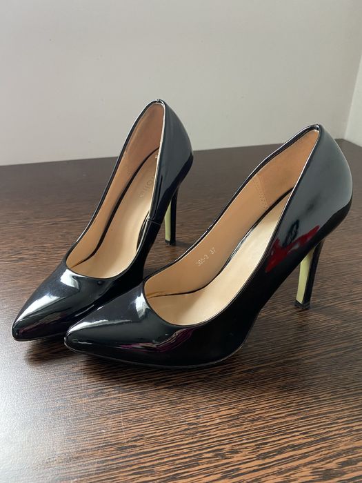Pantofi stiletto negru